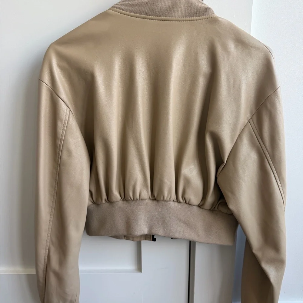 Lamarque Beige Cropped Bomber Jacket - Picture 6 of 8